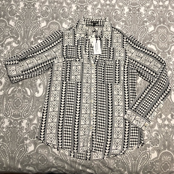 Express convertible sleeve shirt - Picture 1 of 7